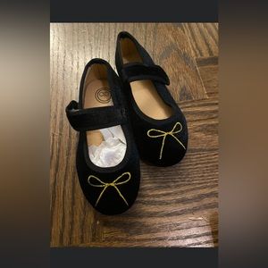 Toddler girl shoe